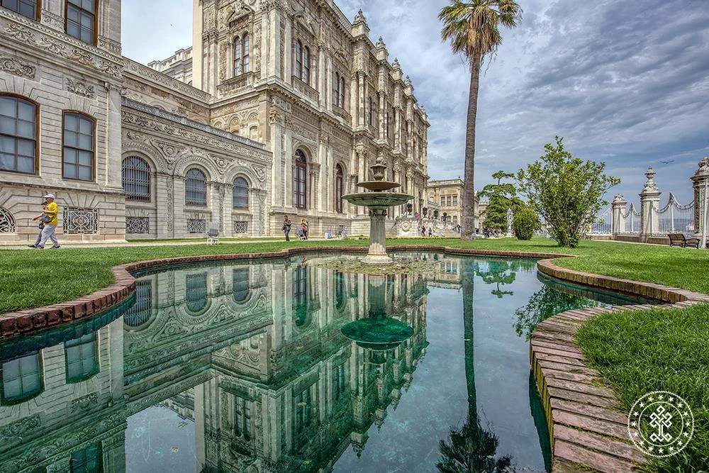 Dolmabahce Palace garden and pool